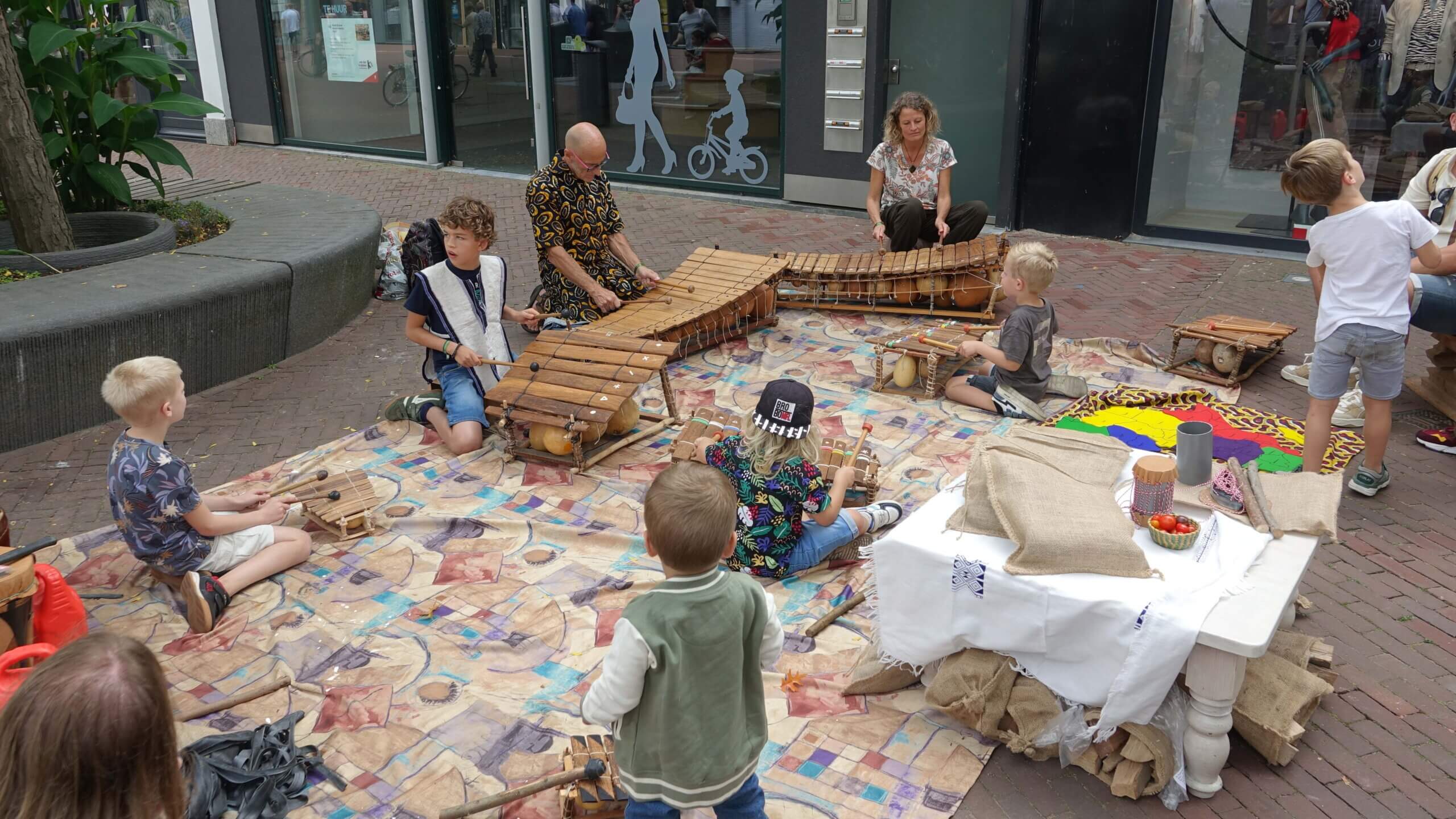 DSC03219 Voor Sahelp bij Living Statues