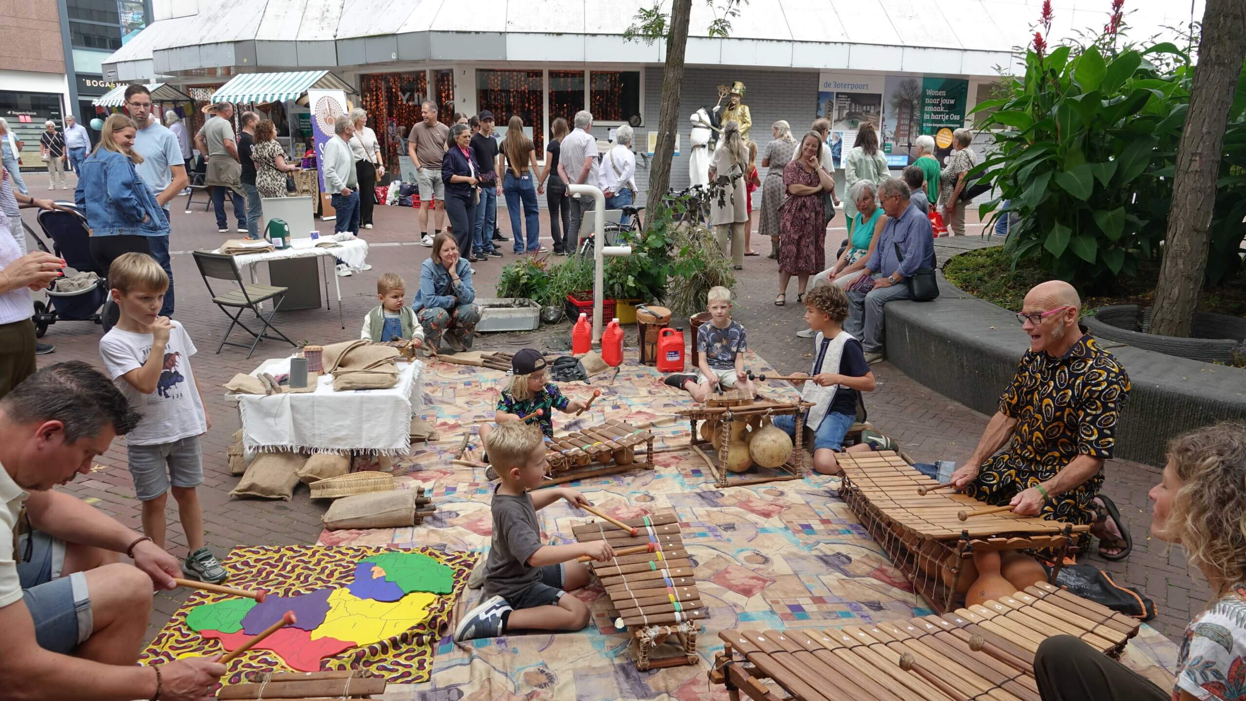 Voor Sahelp bij Living Statues